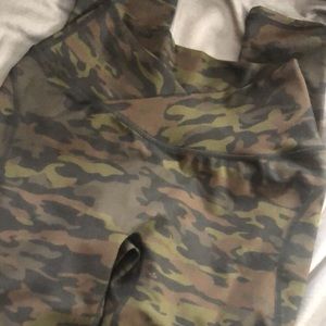 XS Alphalete Surface Path Camo BNWT